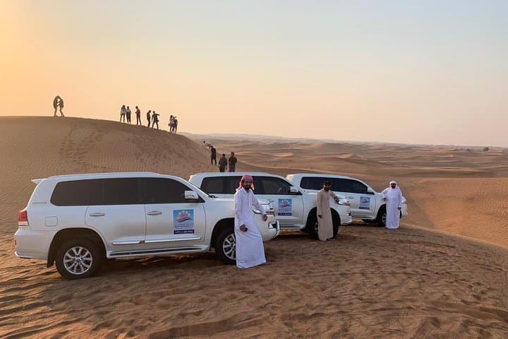 Dubai Red Dunes Desert Safari: BBQ, Premium Camp & 5 Live Shows