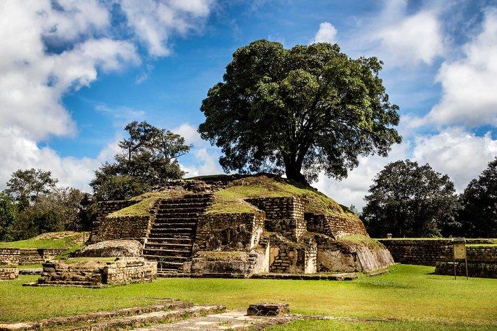 Iximché Ruins and Antigua City Tour from Guatemala City