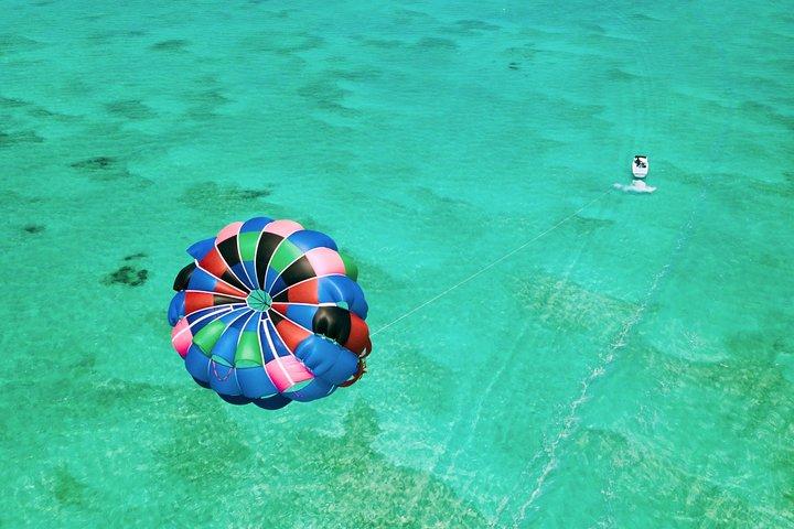Parasailing Adventure from Providenciales in Turks and Caicos