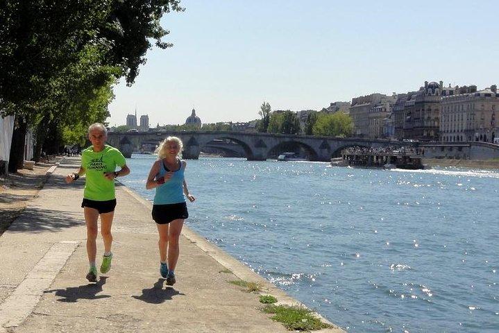 Sports, fun and educational discovery of Paris