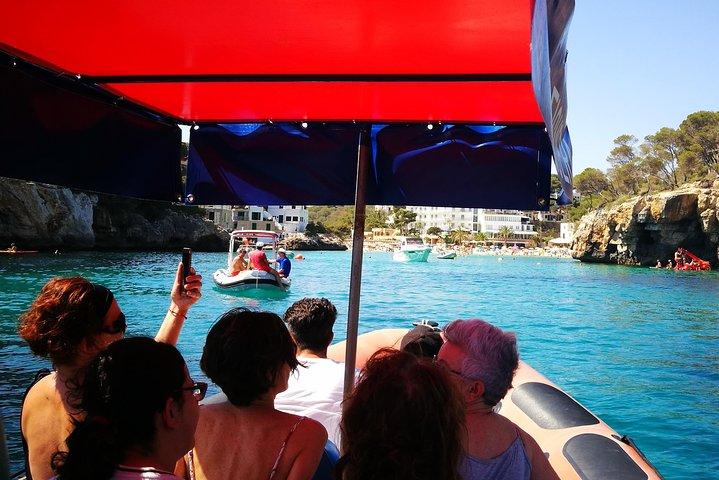 Boat tour from Cala Figuera to Caló del Moro and S´Almonia