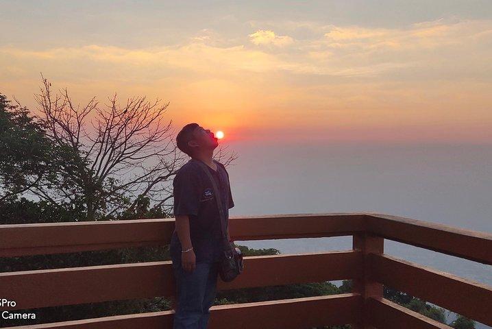 Wat Phra That Doi Suthep spiritual Sunrise Tour with an Ex-monk