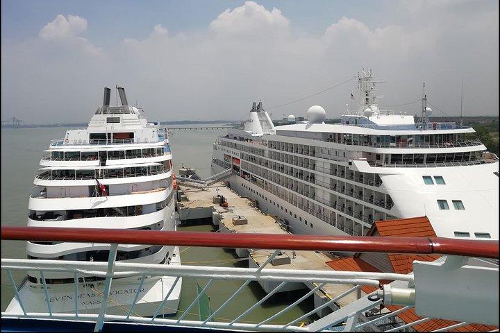 Kuala Lumpur (19 Attractions) Cruise Layover Tour