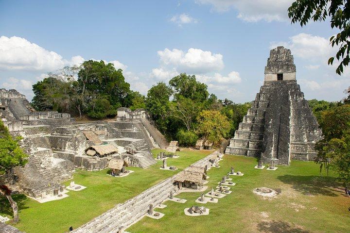 Tikal Day Trip Including Round Trip Flights from Antigua with Lunch