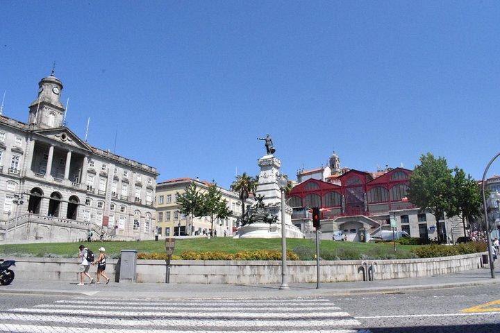 Be a local in Porto - One day private tour from Lisbon