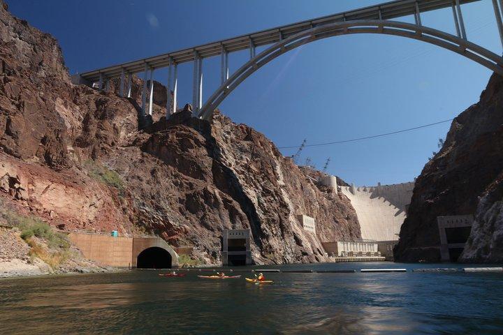 Black Canyon and Hoover Dam 2-Day Kayak Camping Adventure