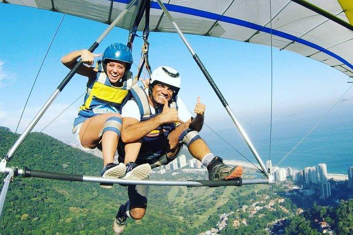Tandem Hang Gliding Flight at Pedra Bonita - Rio de Janeiro by Rio Eco Trip