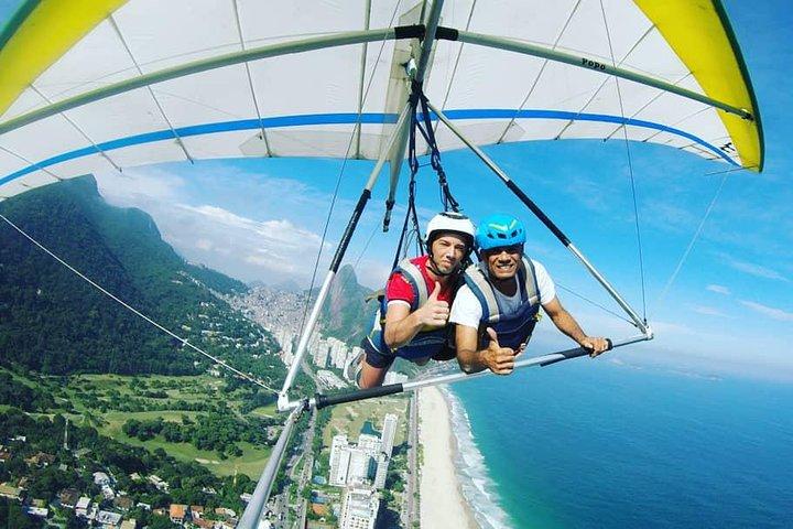 Tandem Hang Gliding Flight at Pedra Bonita - Rio de Janeiro by Rio Eco Trip