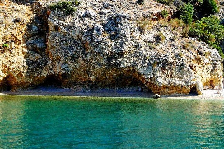 Private 7,5h Plavnik Island & Wild Bays Full-day Boat Trip