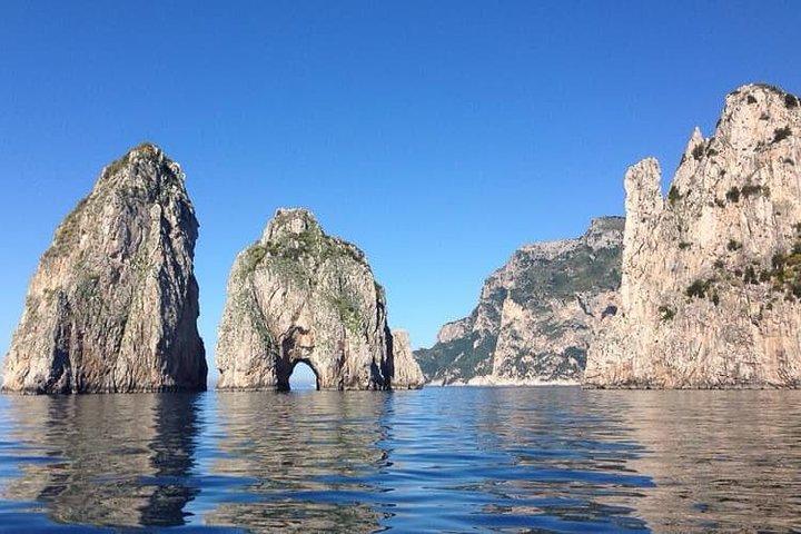From Naples: Capri Island Tour with Lunch and Blue Grotto