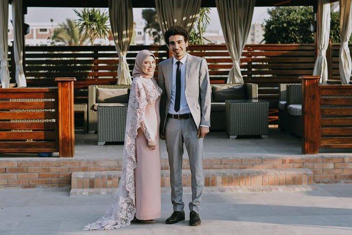 Private Photo Session with a Local Photographer in Cairo