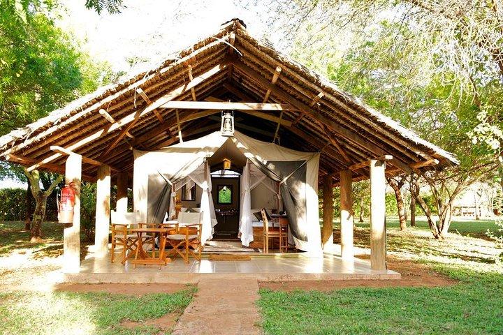 3 Days Nairobi, Tsavo West, Amboseli Safari
