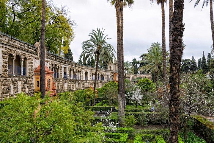 Alcazar of Seville Tour with Skip the Line Ticket