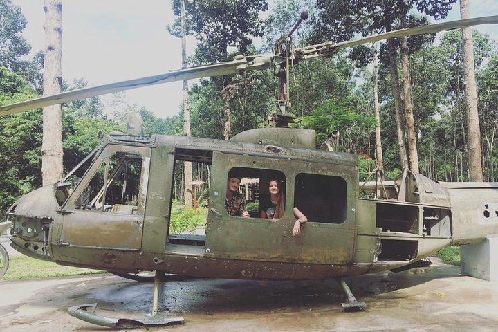 BIG BOSS Private LIMOUSINE To Cu Chi Tunnels and Mekong delta
