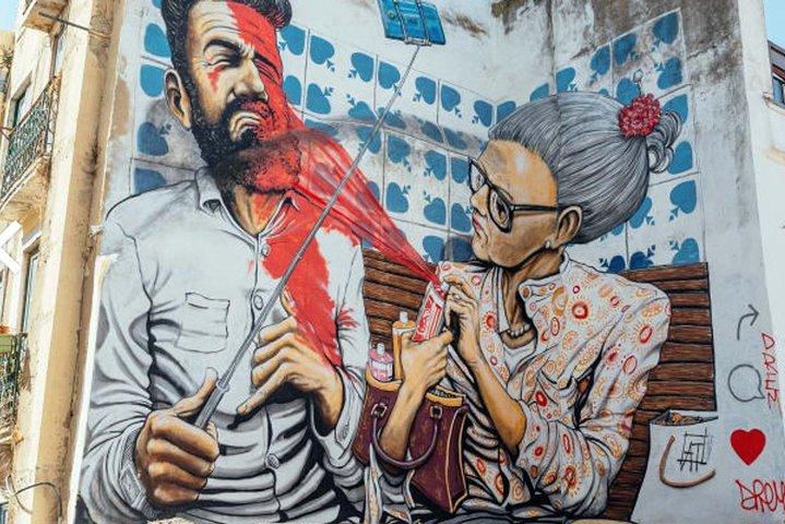 Kickstart Street Art Tour in Lisbon