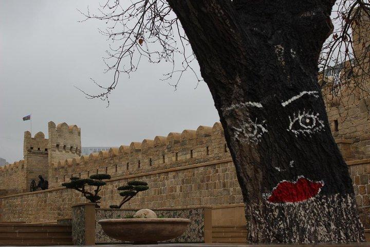 Old and Modern Baku City Private Tour