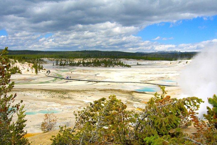 4-Day Small Group Tour: Yellowstone and Tetons Camping from Salt Lake City