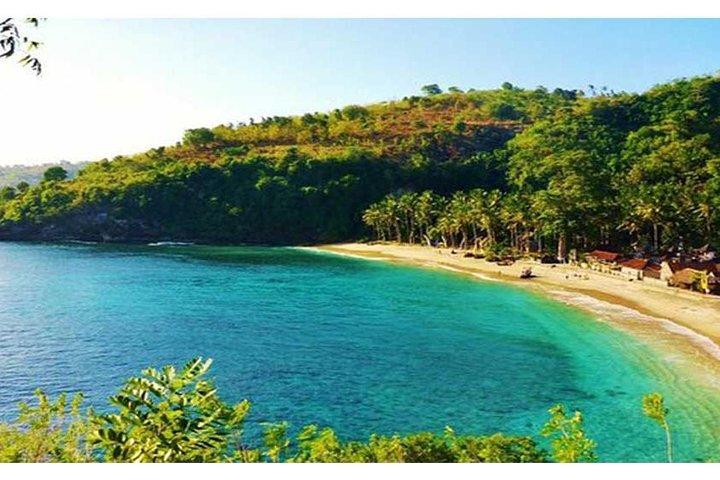 Nusa Penida Trip with Snorkeling all-Inclusive
