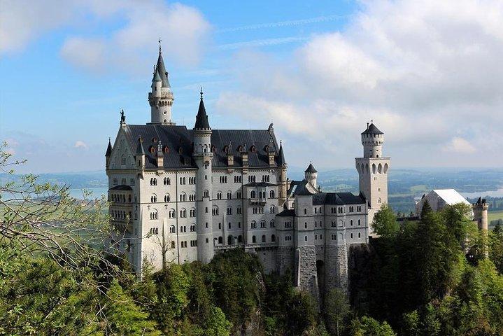 Skip the Line: Neuschwanstein Castle Private Tour From Füssen or Hohenschwangau