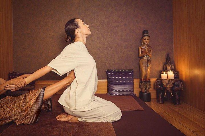 Cambodia Traditional Massage 60minute Free Pick up Service