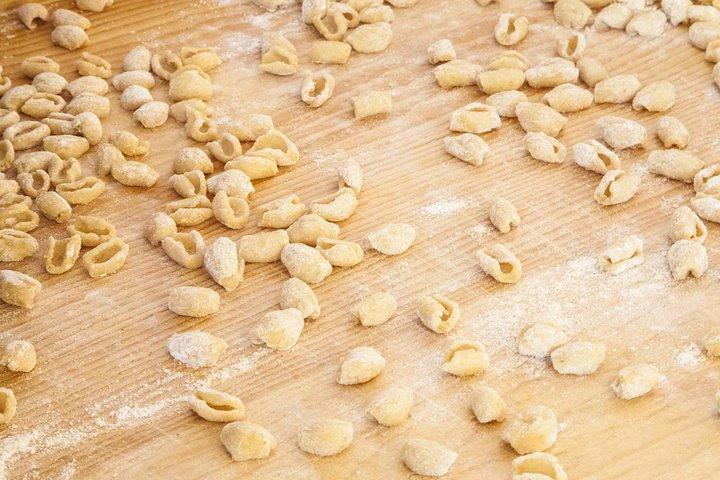 Small group Pasta and Tiramisu class in Bari by Cesarine