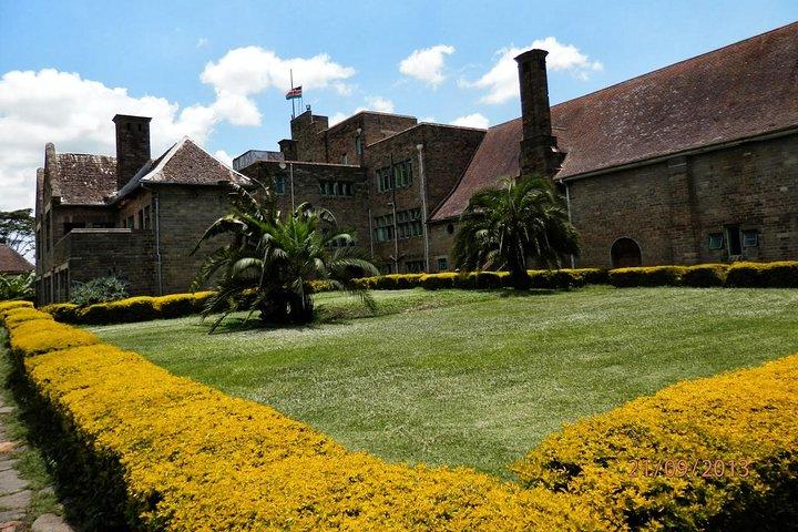 Lord Egerton drive from Nairobi