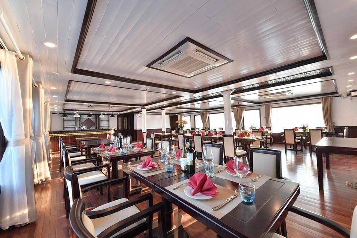 Sapphire Cruise 3 Days Tour into Halong Bay (2 Nights on Boat )