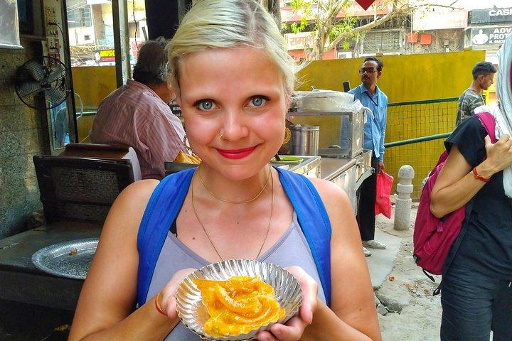 Old Delhi Food Tour with Spice Market, Temples and Rickshaw Ride