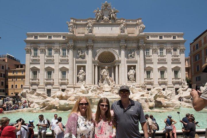 Rome Tour with Driver: Colosseum and Vatican Museums
