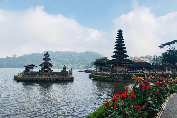 Banyuwana & Banyumala Waterfalls Tour Private - All-Inclusive