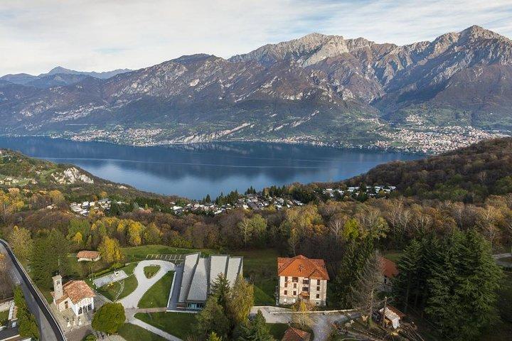 Lake Como trekking private guided tour, from Milan