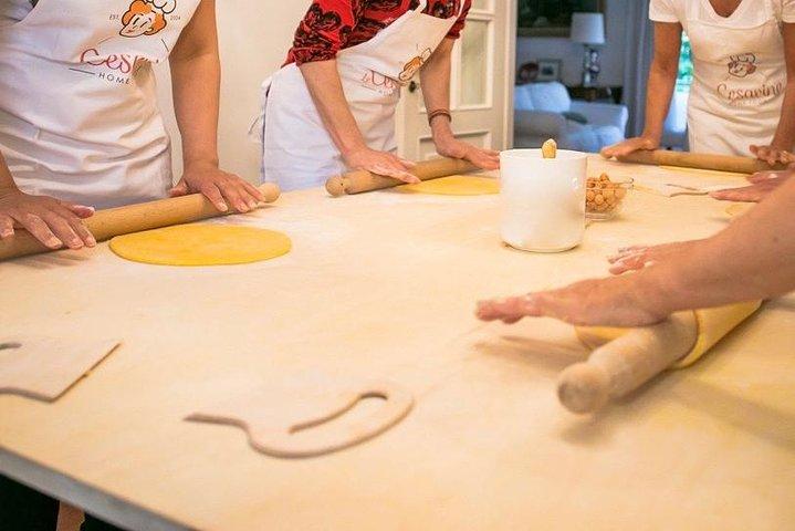 Cook Like a Local in Florence: Pasta and Tiramisu by Cesarine