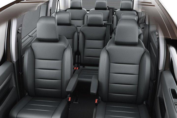 Private transfer from Madrid airport to Madrid city center.