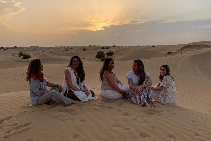4 Hours Dubai Desert Experience: Camel + Sandboard + Falcon Photo