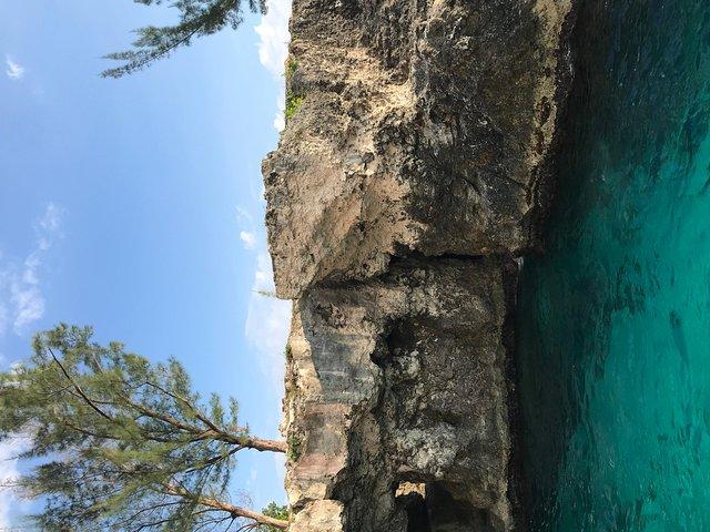 Hotel transfer from negril to Montego Bay