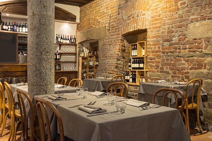 Wine Tasting Experience in Milan City Center