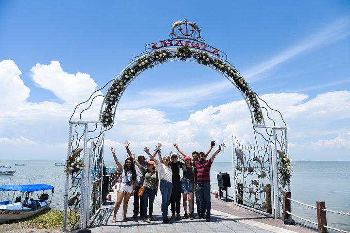 Chapala & Ajijic Pueblo Magica Premium Tour from Guadalajara