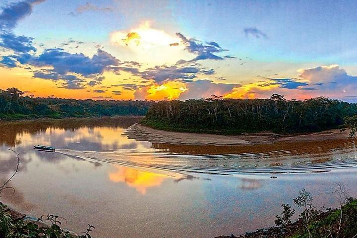 Tambopata 3 Day Amazon Tour: Macaws, Caimans & Jungle
