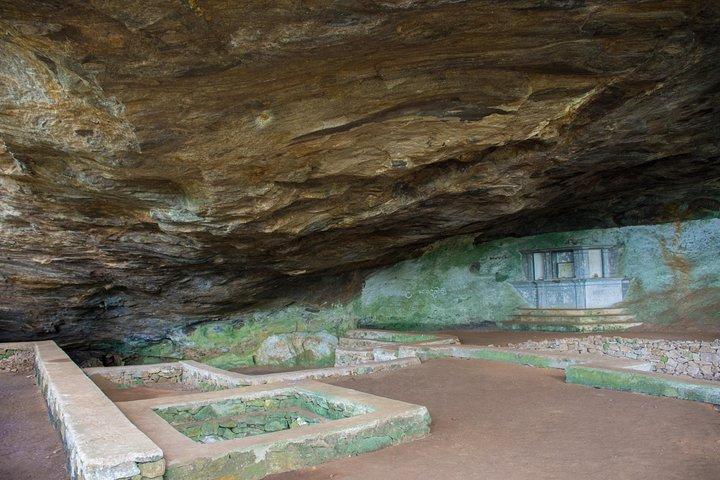 Explore Belilena Cave from Colombo