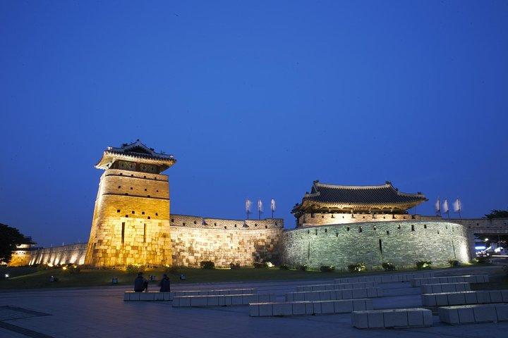 Korean Folk Village & Suwon Hwaseong Fortress Private Tour