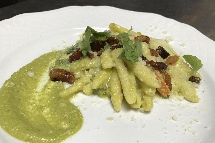 Harvest & Flavor: Pastamaking Class/Wine Tasting - Countryside