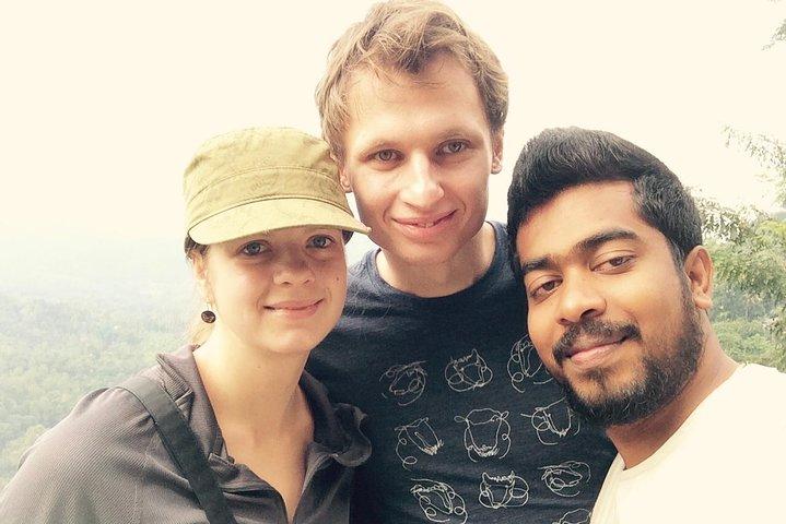 Sri Lanka sightseeing tours 11 Days with driver, vehicle and H/B accommodations
