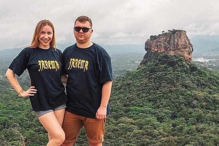 Kandy to Sigiriya Day Tour and Dambulla cave temple with private vehicle