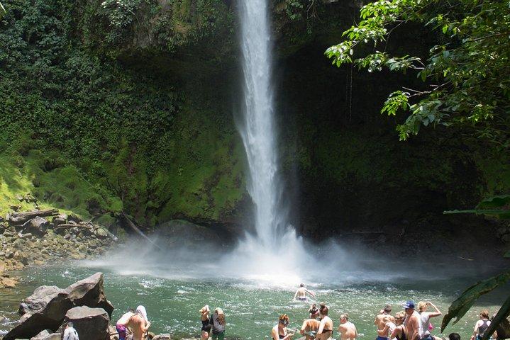 Private Hanging Bridges + Waterfall Tour + Costarrican Lunch
