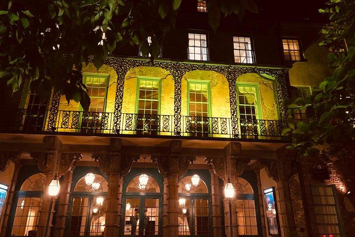 Charleston Haunted Booze and Boos Ghost Walking Tour