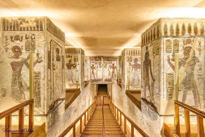 West Bank Luxor Thrills:Valley of Kings, Hatshepsut& Habu Temples