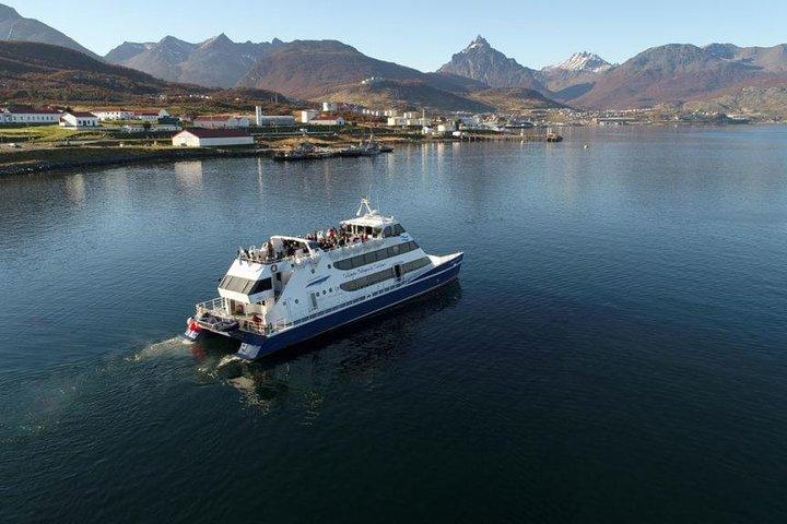 Ushuaia: Beagle Channel Navigation to the Penguin Colony