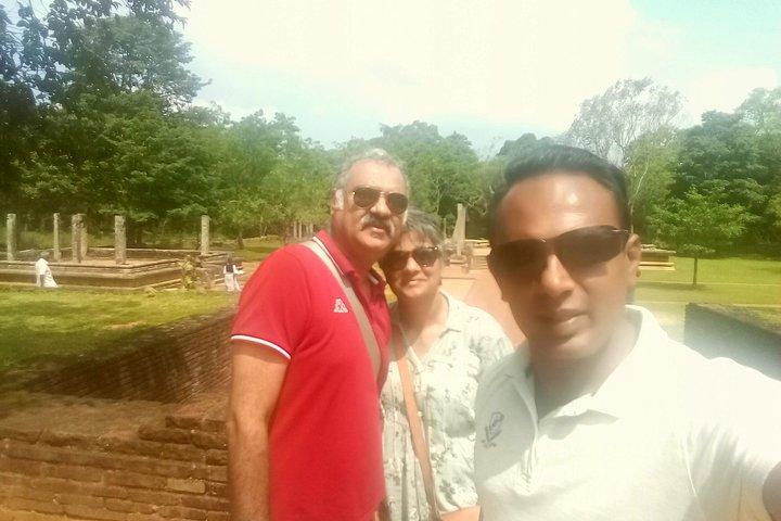 Day tour sigiriya to anuradhapura