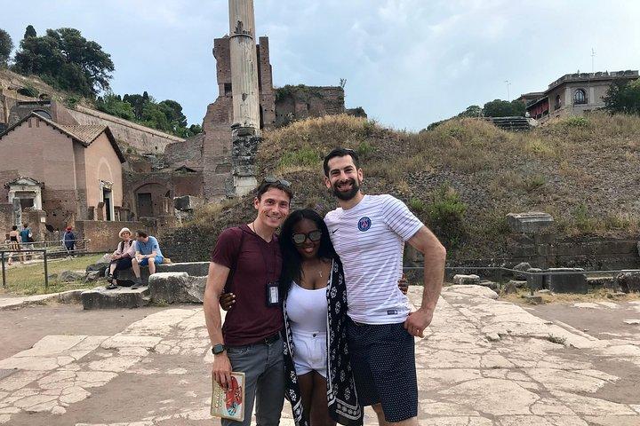 VIP Tour of the Colosseum, Forum & Palatine Hill by PhD Guide
