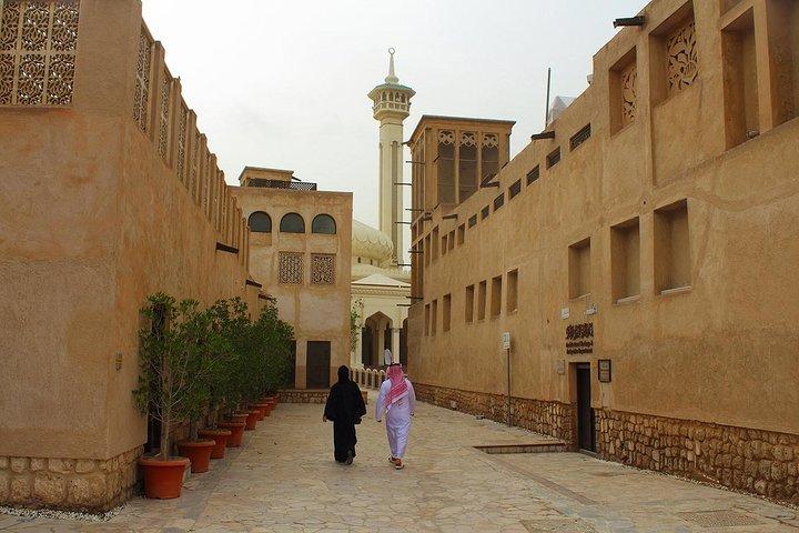 Discover The Heritage & Modern Attractions Of Dubai